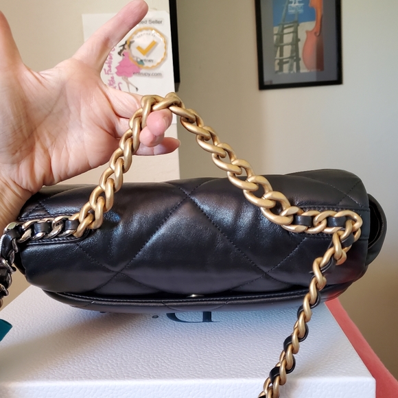 Chanel 19 flap black mixed hard ware small bag - Picture 7 of 13